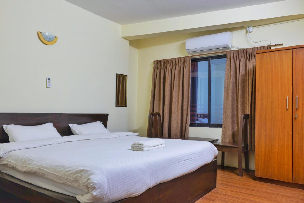 Bodhi Tree Hostel Катманду Экстерьер фото