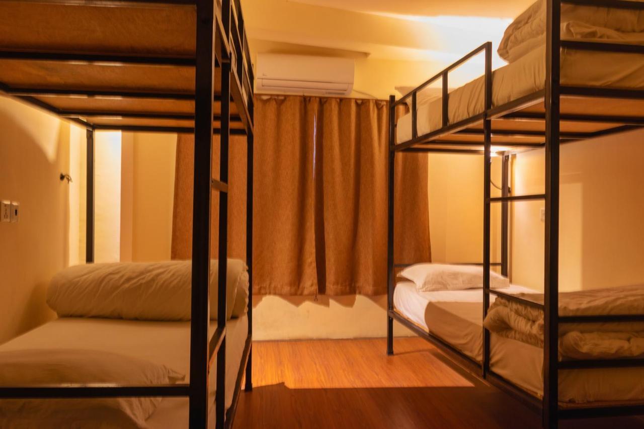 Bodhi Tree Hostel Катманду Экстерьер фото