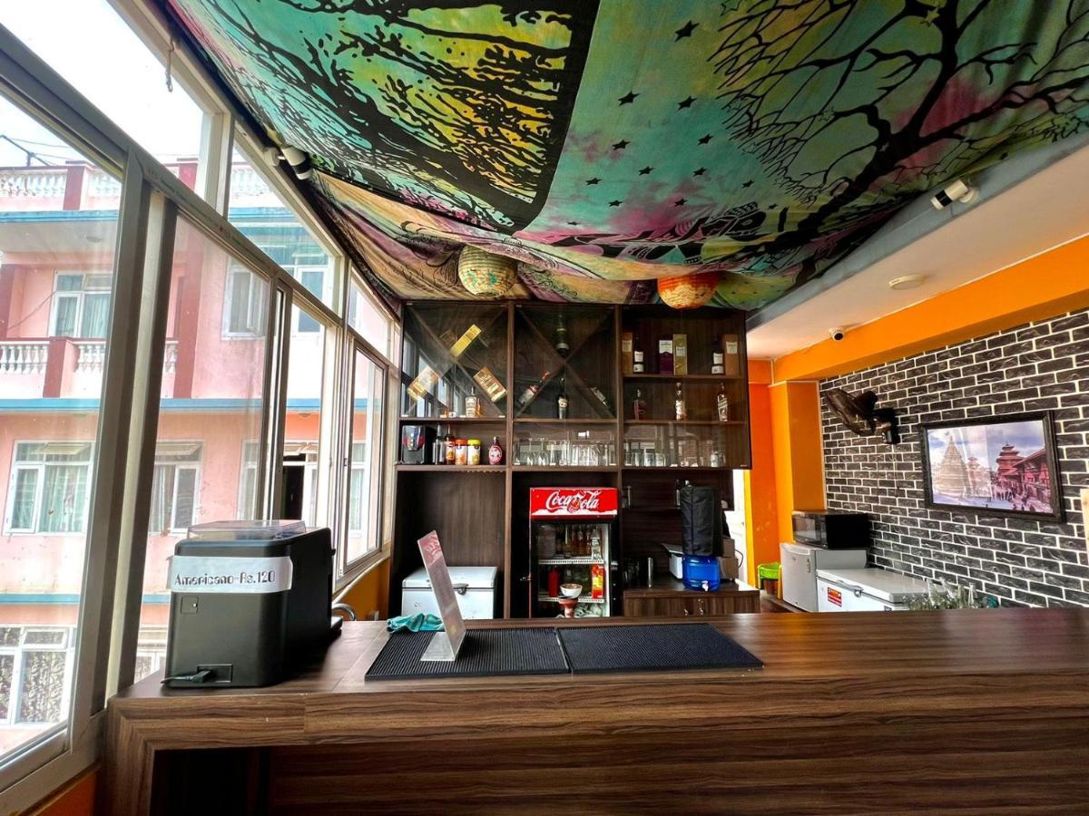Bodhi Tree Hostel Катманду Экстерьер фото